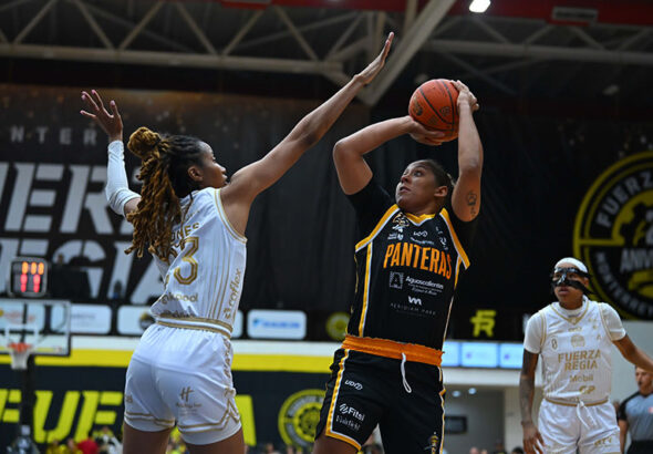 Panteras Barre a Fuerza Regia