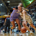 Panteras debuta en 2026 con triunfo ante Adelitas