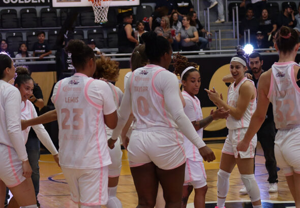 Panteras vs Freseras juego 1