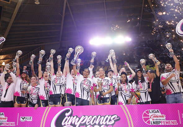 BICAMPEONAS PANTERAS