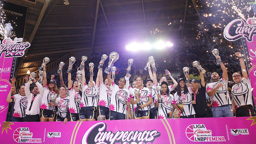 BICAMPEONAS PANTERAS