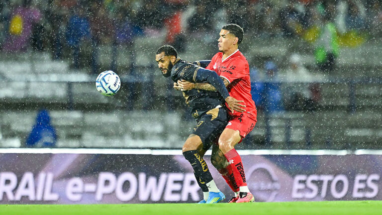 Pumas vs Necaxa